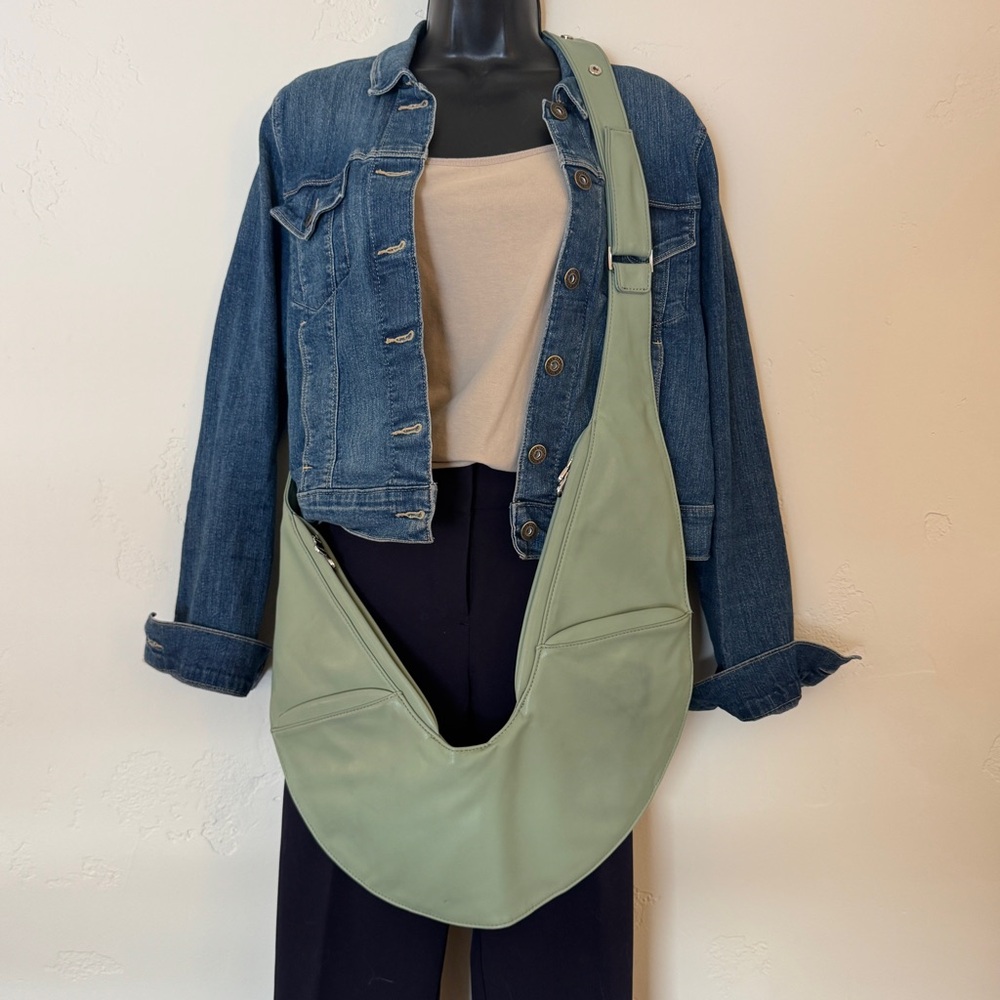 The SASH Green Faux Vegan Leather Shoulder Purse Travel Sling Crossbody Boho